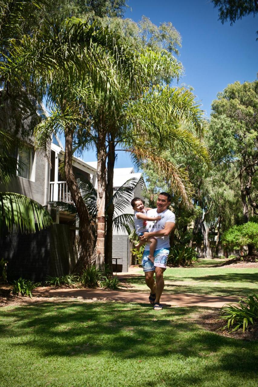 Broadwater Resort Wa Tourism Awards 2024 Gold Winner Басселтон Экстерьер фото